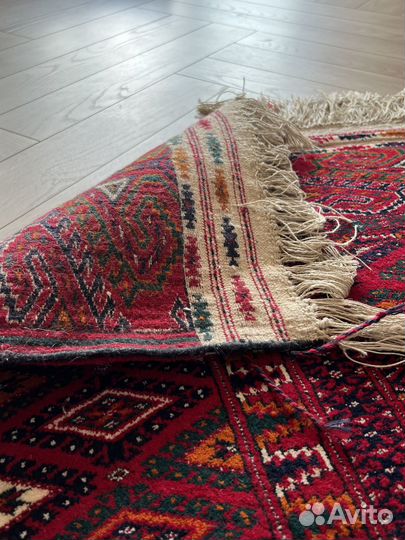 Новый туркменский шерстяной ковер