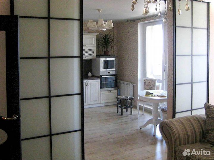 Стеклянная перегородка