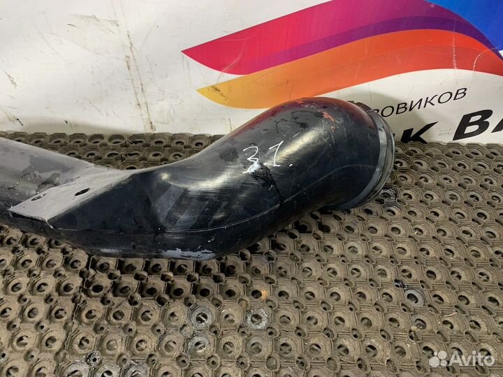 Патрубок воздушного фильтра