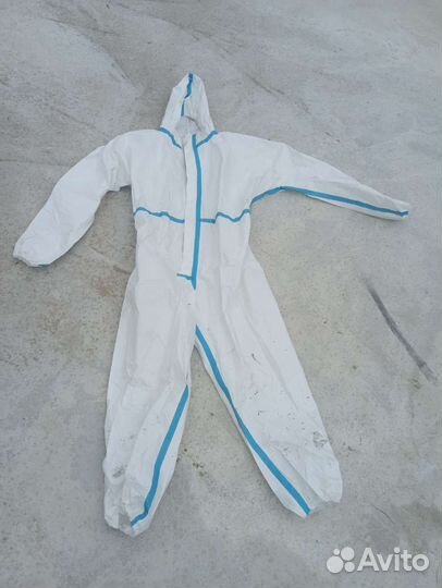 Медицинский комбинезон защитный