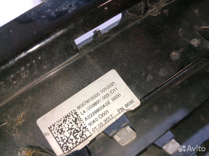 Б/У Решетка радиатора Mercedes W222#001