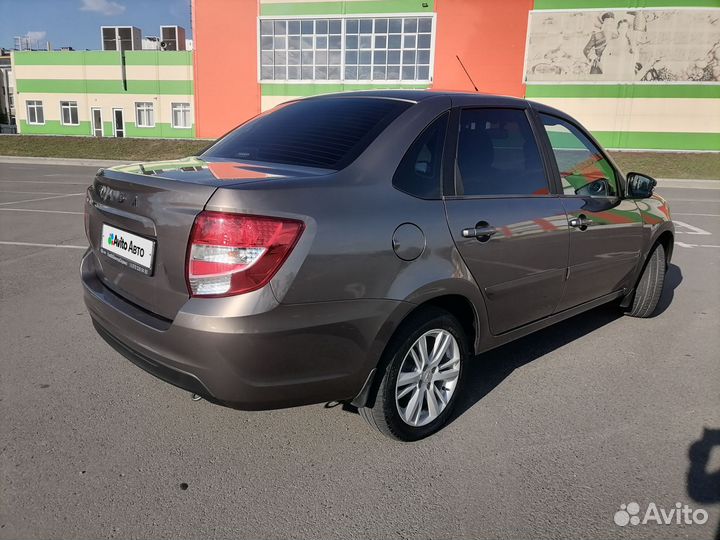 LADA Granta 1.6 МТ, 2021, 48 136 км