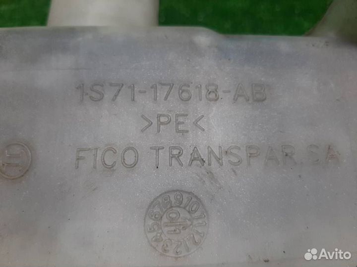 Бачок омывателя Ford Mondeo 3 2002