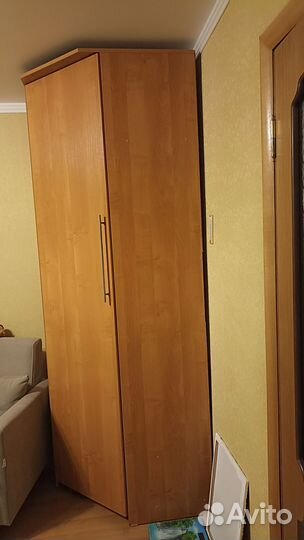 Угловой шкаф