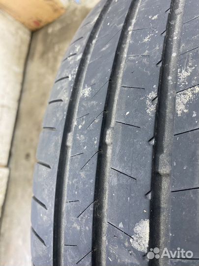 Bridgestone Alenza 001 235/60 R18 103W