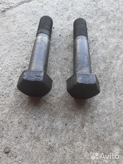 Болты крепления поворотного круга кран кб403а