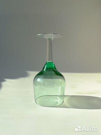 Александритовое (неодимое) стекло Фужеры