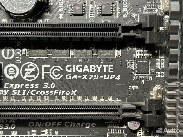 Материнская плата gigabyte GA-X79-UP4+процессор i7