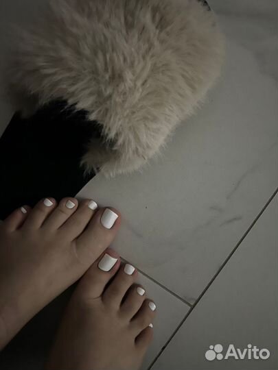 Маникюр и педикюр