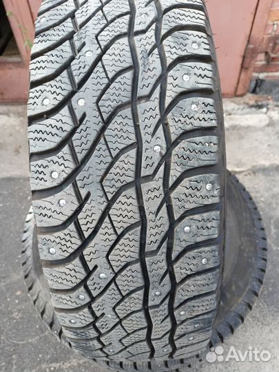 Victorun VR918 215/65 R16