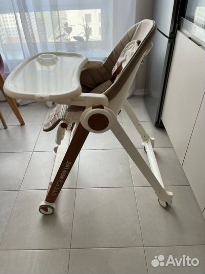 Стульчик для кормления happy baby berny v2