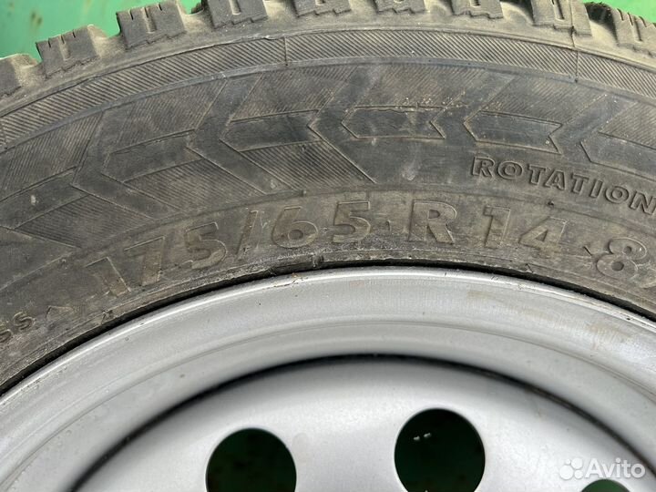 Nordman Nordman 4 175/65 R14 82Q