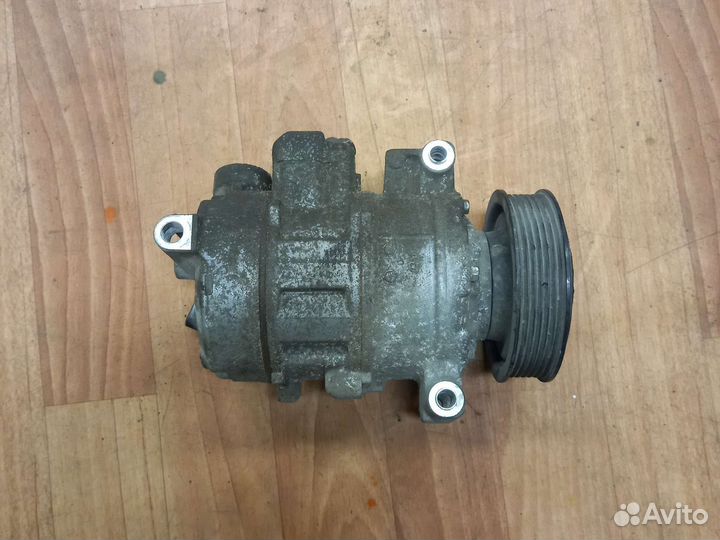 Компрессор кондиционера VAC 1KO820859t