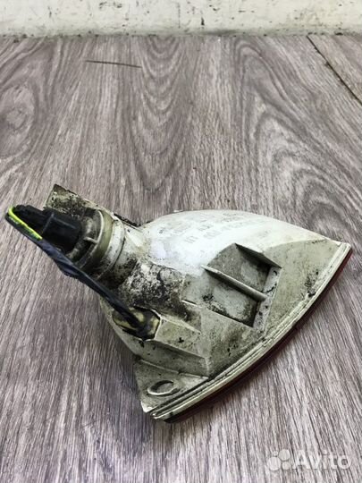 Фонарь противотуманный задний левый Ford Focus 1