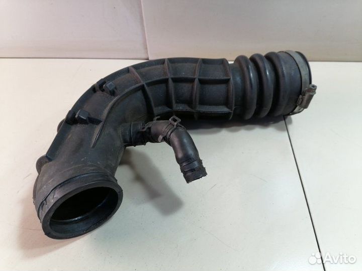 Патрубок воздушного фильтра Лада Гранта 2190