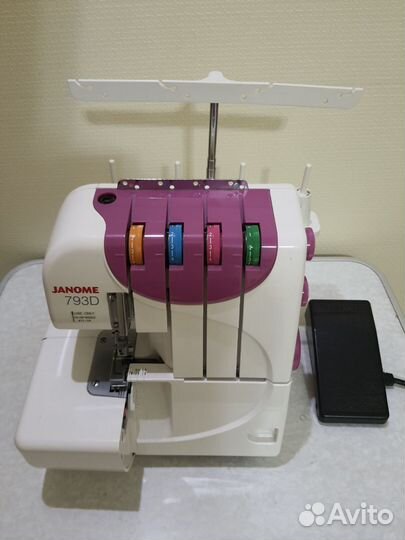 Оверлок Janome 793 D