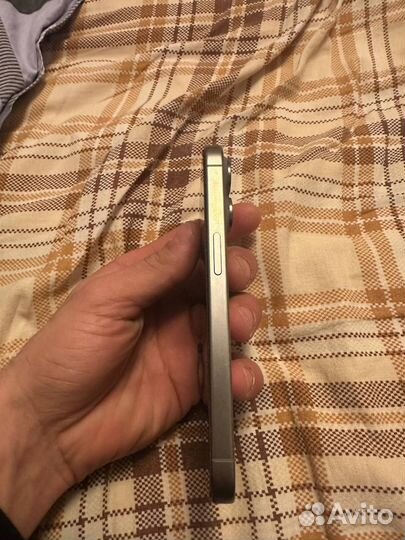 iPhone 15 Pro, 128 ГБ