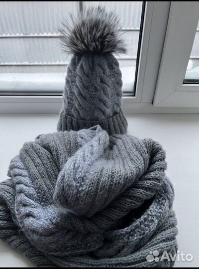 Комплект шапка и снуд