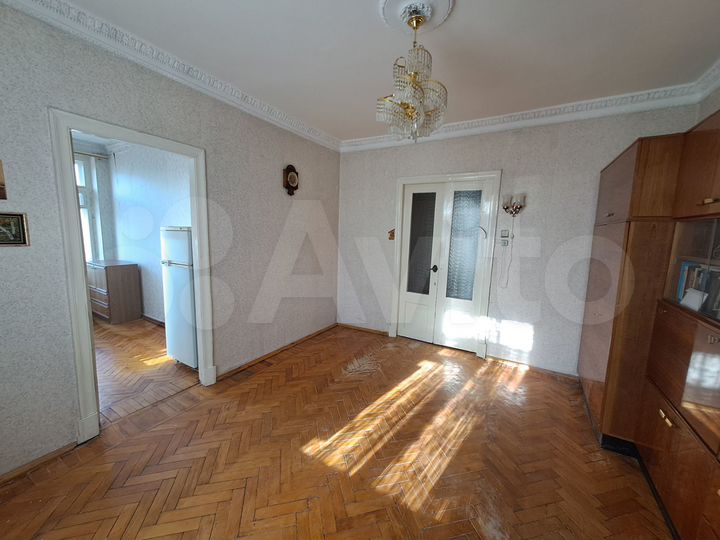 3-к. квартира, 64 м², 4/4 эт.