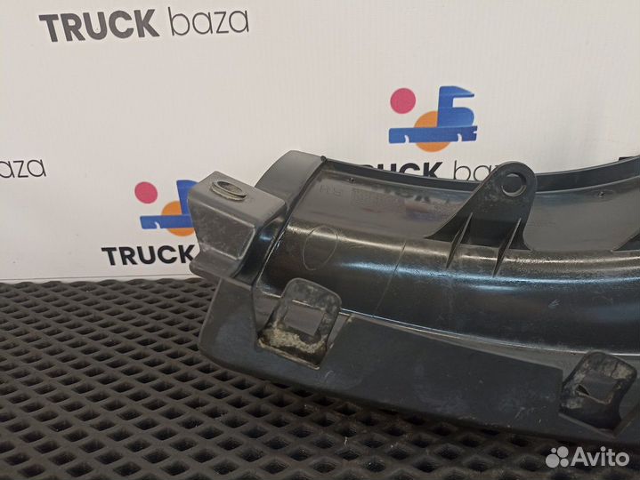 1438564 Планка над фарой правая Scania 5-series