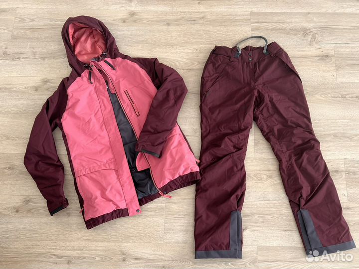 Горнолыжный костюм женский