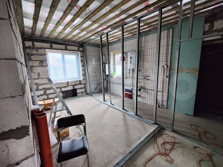 Дом 204,7 м² на участке 10,5 сот.