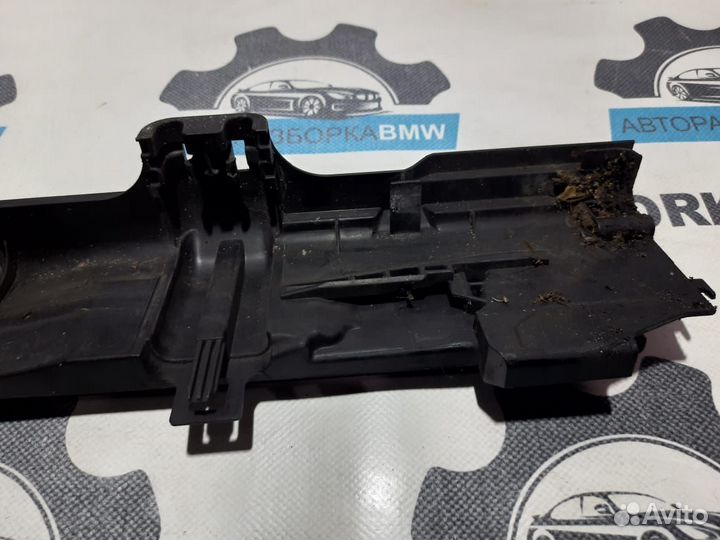 Кронштейн радиатора левый BMW 3-серия E90 LCI