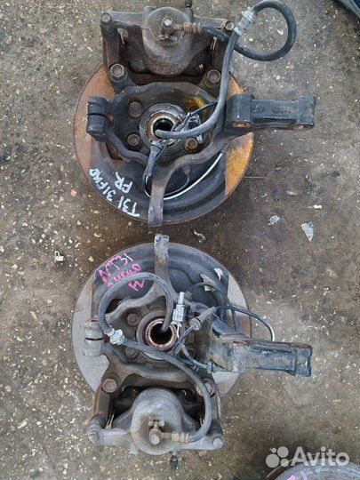 Кулак поворотный передний Nissan X-Trail T31