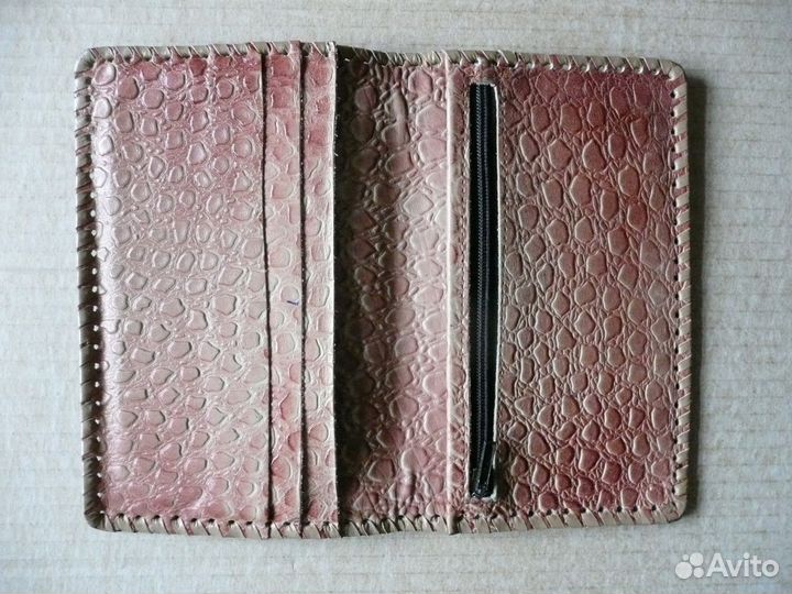 Кожаный бумажник (портмоне)