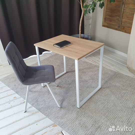 Письменный стол Лофт Дуб 80*60 см. Белые ножки