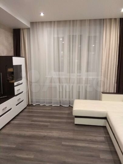 2-к. квартира, 71 м², 1/9 эт.