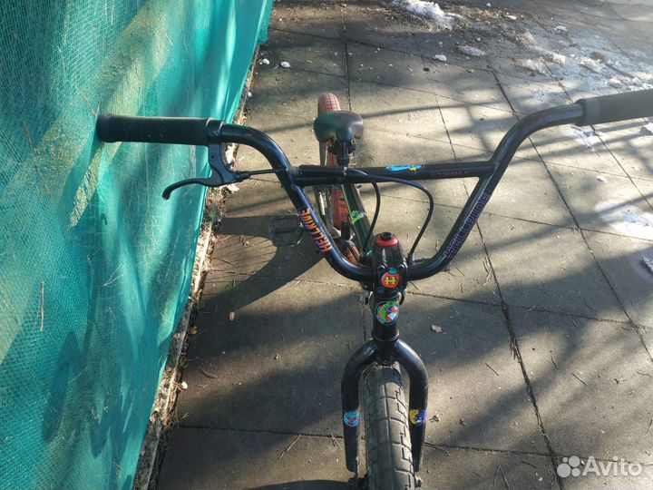Трюковой велосипед BMX mongoose