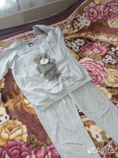 Женский спортивный костюм для беременных