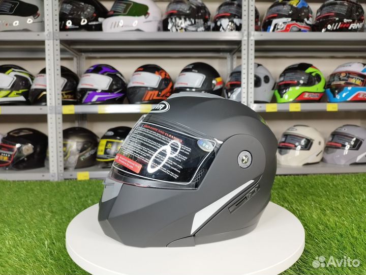 Мотошлем-модуляр с двойным визором. Черный матовый