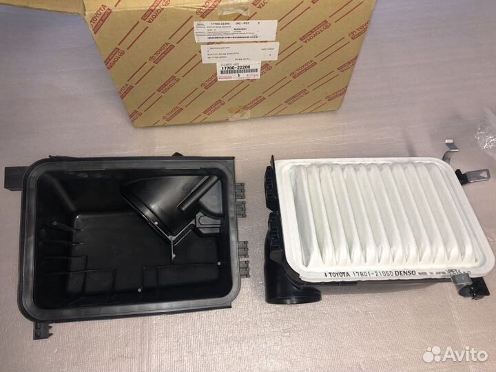 Корпус воздушного фильтра Toyota 1770022200