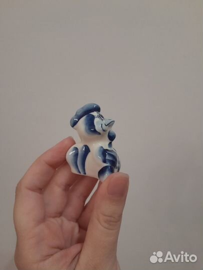Статуэтка курица гжель