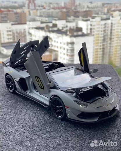 Модель автомобиля Lamborghini Aventador