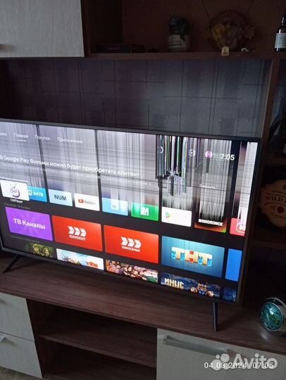 Телевизор SMART tv 43 бу
