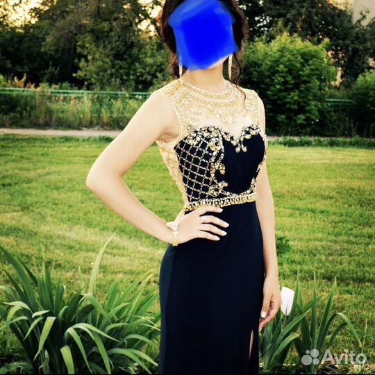 Вечернее платье