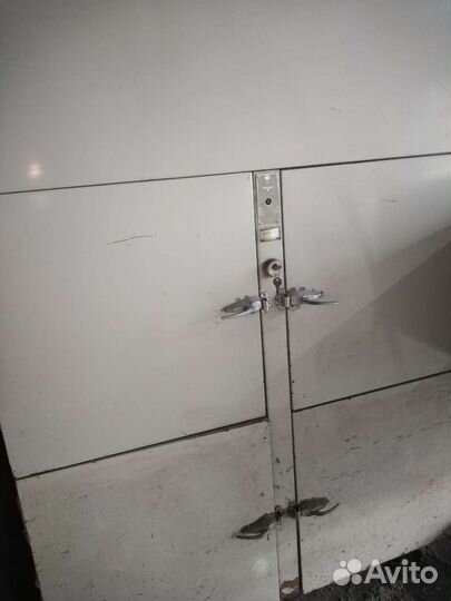 Холодильник бытовой