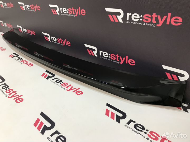 Спойлер Toyota Land Cruiser 200 08-15 Черный