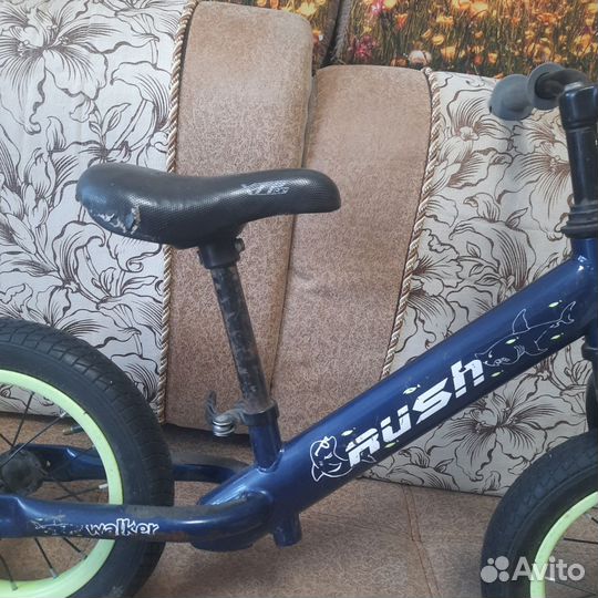 Беговел детский бу