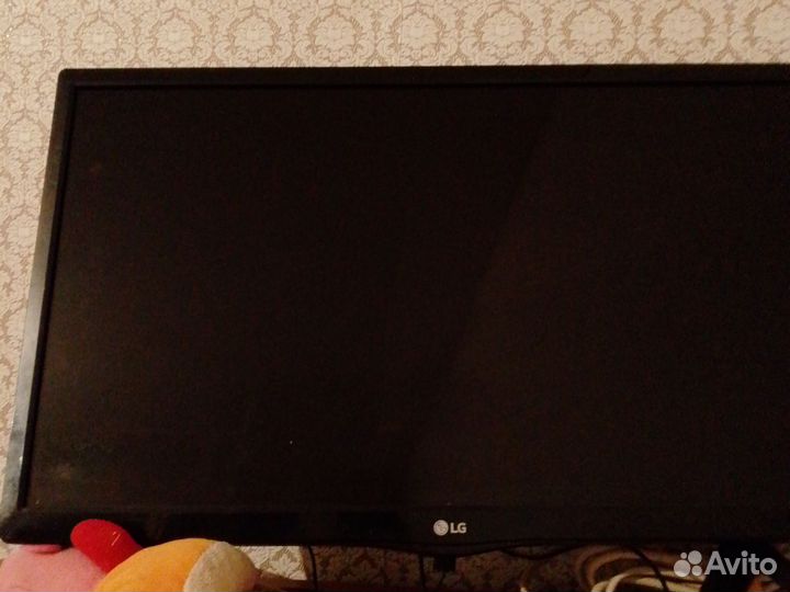 LG 24 дюйма