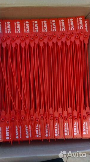 Пломбы с логотипом. Бирки пластиковые с логотипом