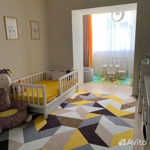 Кроватка сингл из натурального дерева с бортиком д