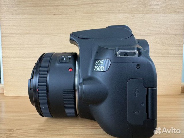 Canon 250D kit 18-55 F4-5.6 + 50 F1.8 объявление продам