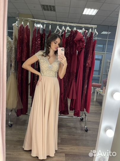 Вечернее платье в пол Terani Couture