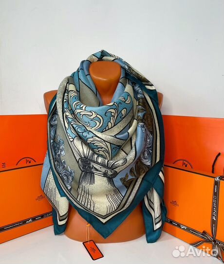Кашемировая шаль Hermes