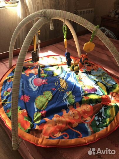 Развивающий коврик