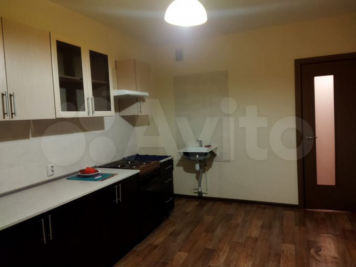 2-к. квартира, 61 м², 9/18 эт.